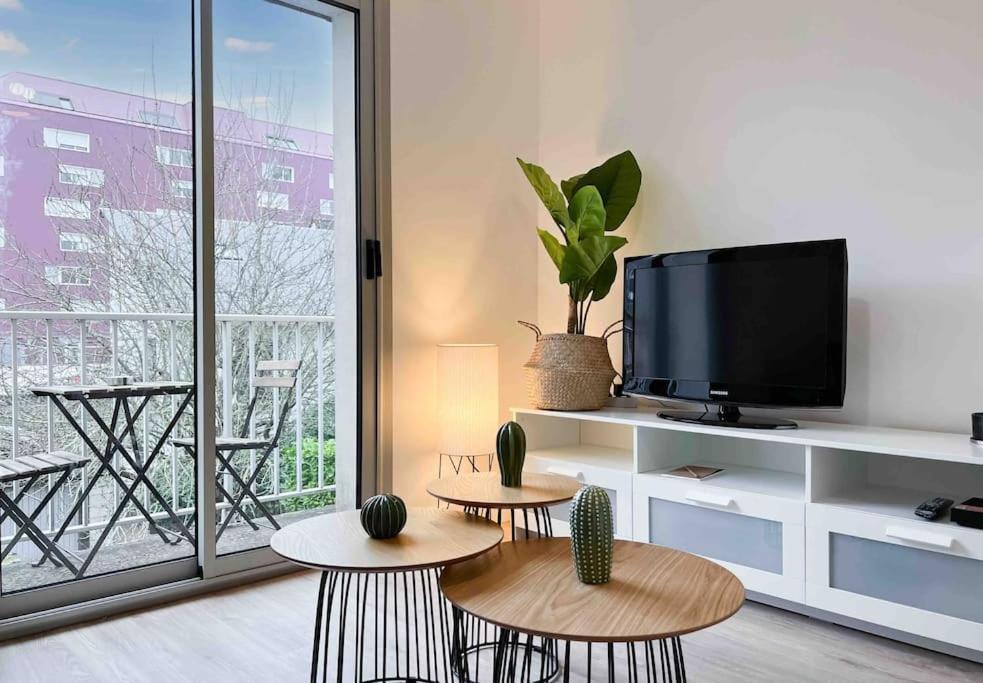 L'Escapade - Centre Ville - Parking - Balcon 雷恩 外观 照片